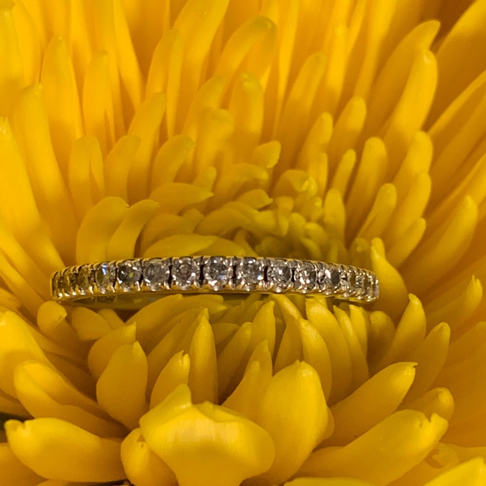 Charles&Covard platinum sterling moissanite band